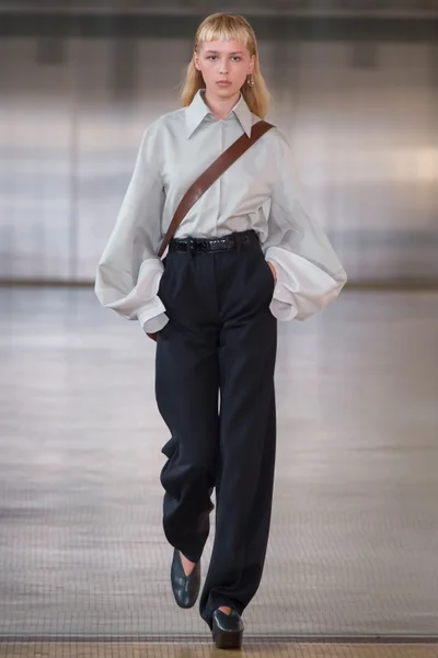 Look 5